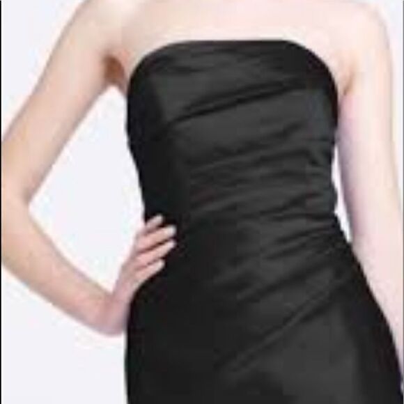 DAVID’S BRIDAL Black Short Pleated Satin Strapless Mini Dress.Size 8 - Picture 2 of 14